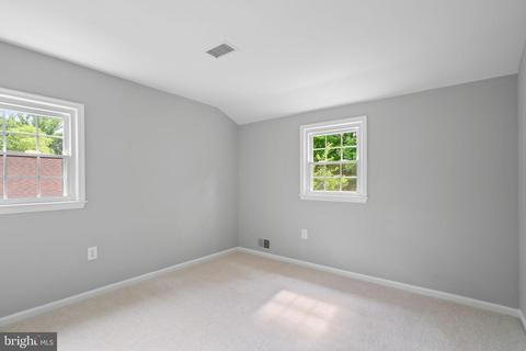 8005 Langbrook Rd, Springfield, VA 22152 photo 37