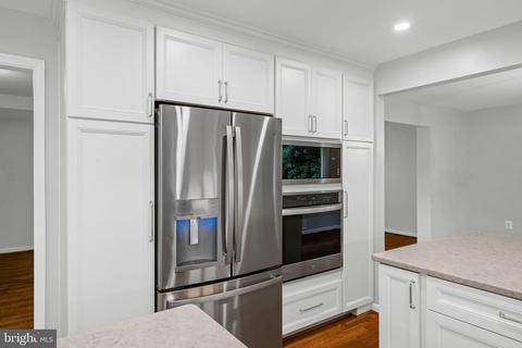 8005 Langbrook Rd, Springfield, VA 22152 photo 17
