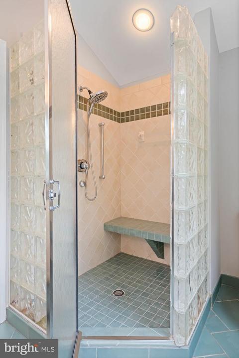 8005 Langbrook Rd, Springfield, VA 22152 photo 31