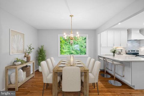 8005 Langbrook Rd, Springfield, VA 22152 photo 9