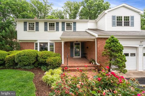 8005 Langbrook Rd, Springfield, VA 22152 photo 3