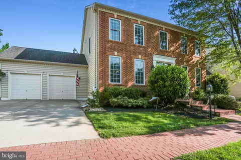 7787 Grace Church Ln, Lorton, VA 22079