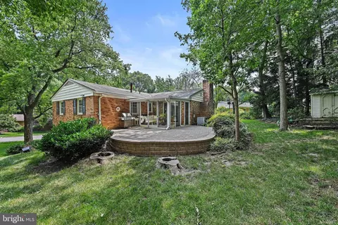 6702 Greenview Ln, Springfield, VA 22152 photo 36