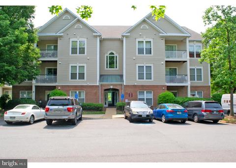 6587 Grange Ln #204, Alexandria, VA 22315