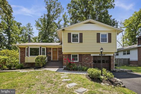 8353 Wagon Wheel Rd, Alexandria, VA 22309
