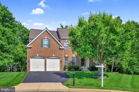 8491 Sullenberger Ct, Lorton, VA 22079