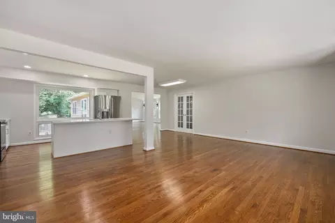 6107 Bardu Ave, Springfield, VA 22152 photo 11