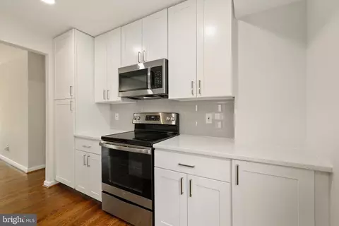 6107 Bardu Ave, Springfield, VA 22152 photo 5