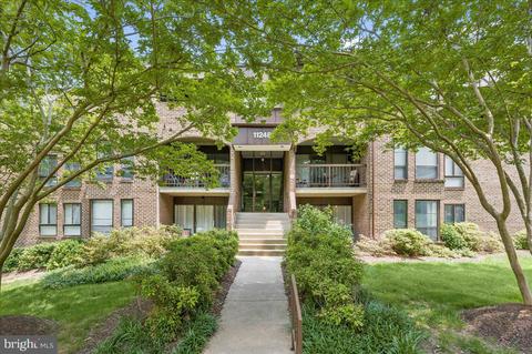 11248 Chestnut Grove Sq #251, Reston, VA 20190