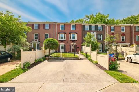 4307 Cedarlake Ct, Alexandria, VA 22309