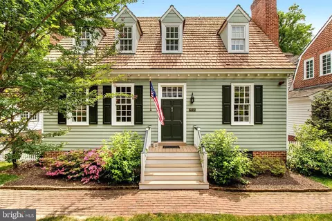 9844 Palace Green Way, Vienna, VA 22181