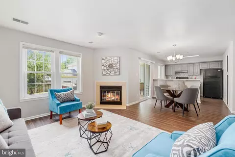12934 Grays Pointe Rd #12934A, Fairfax, VA 22033