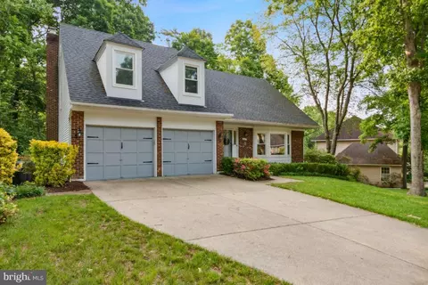 7607 Gralnick Pl, Springfield, VA 22153 photo 2