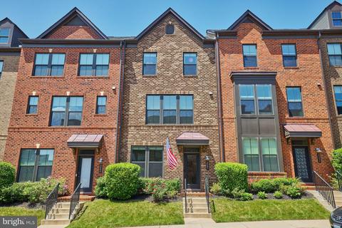 3097 Sassafras Ct, Fairfax, VA 22031