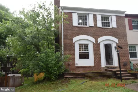 14828 Maidstone Ct, Centreville, VA 20120