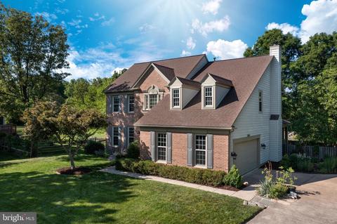 8309 Richlawn Ter, Fairfax Station, VA 22039