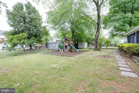 8104 Edinburgh Dr, Springfield, VA 22153 photo 33