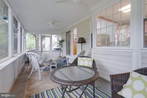 8104 Edinburgh Dr, Springfield, VA 22153 photo 32