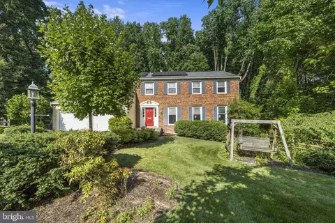 3614 Camelot Dr, Annandale, VA 22003