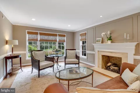 8618 Brook Rd, Mclean, VA 22102 photo 12