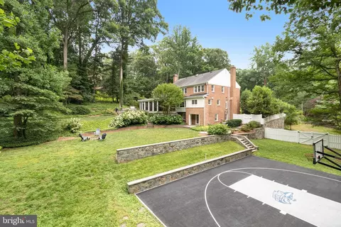 8618 Brook Rd, Mclean, VA 22102 photo 80