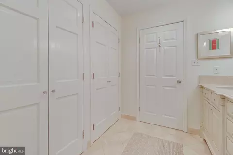 8618 Brook Rd, Mclean, VA 22102 photo 48