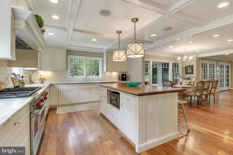 8618 Brook Rd, Mclean, VA 22102 photo 18