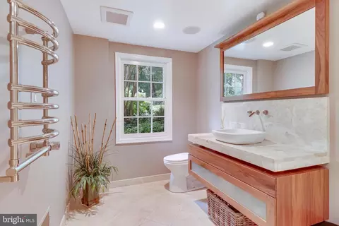 8618 Brook Rd, Mclean, VA 22102 photo 66