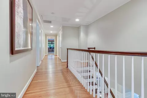 8618 Brook Rd, Mclean, VA 22102 photo 50