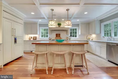 8618 Brook Rd, Mclean, VA 22102 photo 16