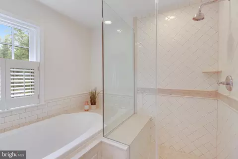 8618 Brook Rd, Mclean, VA 22102 photo 49