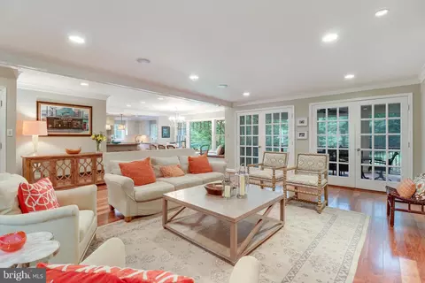 8618 Brook Rd, Mclean, VA 22102 photo 23