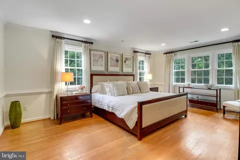 8618 Brook Rd, Mclean, VA 22102 photo 33