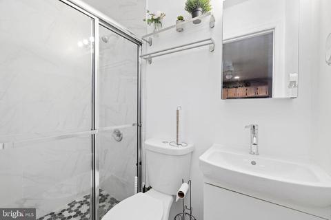 7319 Hogarth St, Springfield, VA 22151 photo 8