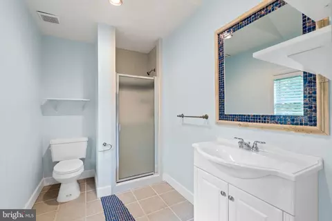 8925 Brook Rd, Mclean, VA 22102 photo 100