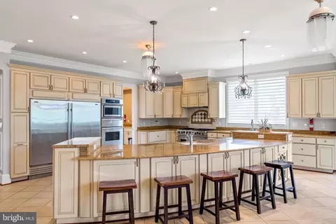 8925 Brook Rd, Mclean, VA 22102 photo 20