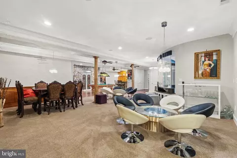8925 Brook Rd, Mclean, VA 22102 photo 79