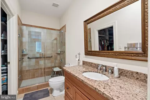 8925 Brook Rd, Mclean, VA 22102 photo 74