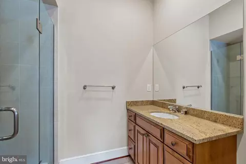 8925 Brook Rd, Mclean, VA 22102 photo 72