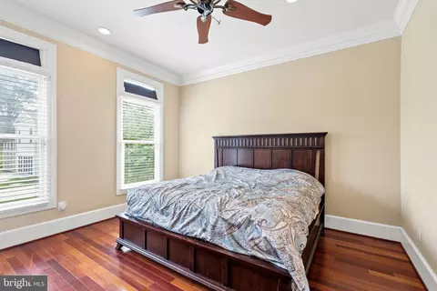 8925 Brook Rd, Mclean, VA 22102 photo 37