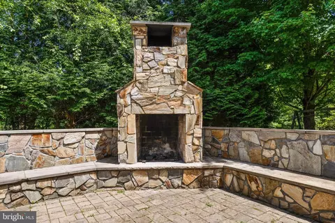 8925 Brook Rd, Mclean, VA 22102 photo 121