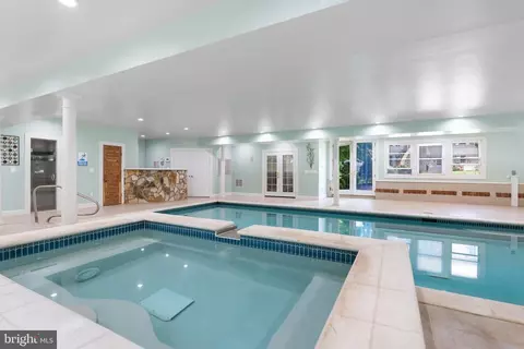 8925 Brook Rd, Mclean, VA 22102 photo 130