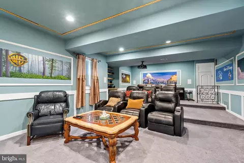8925 Brook Rd, Mclean, VA 22102 photo 81