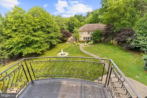 8925 Brook Rd, Mclean, VA 22102 photo 51