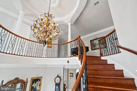 8925 Brook Rd, Mclean, VA 22102 photo 39