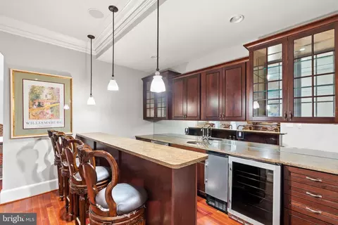8925 Brook Rd, Mclean, VA 22102 photo 28