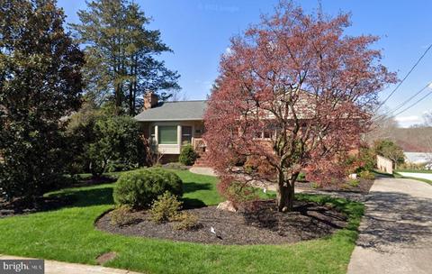 1434 Layman St, Mclean, VA 22101