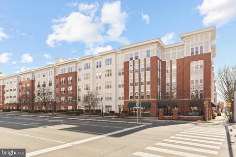 2655 Prosperity Ave #412, Fairfax, VA 22031