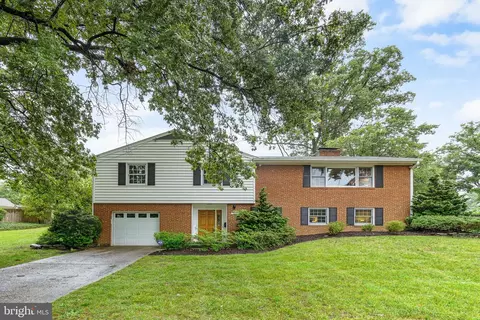 7809 Greeley Blvd, Springfield, VA 22152