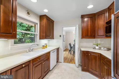 7809 Greeley Blvd, Springfield, VA 22152 photo 20